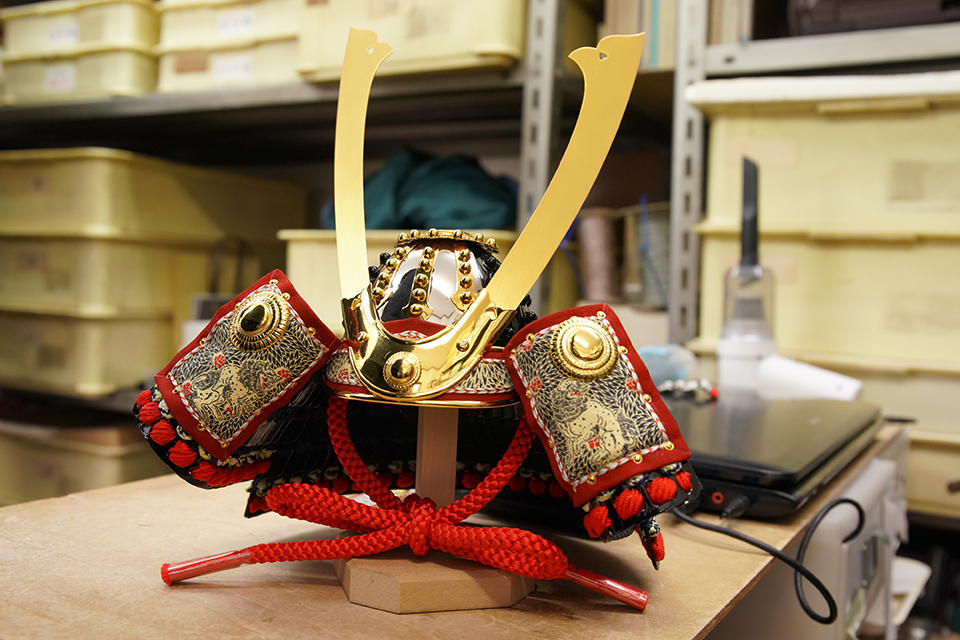 江戸甲冑一式 東京都知事指定 伝統工芸品 龍玉作 - 武具ベストセラー 商品