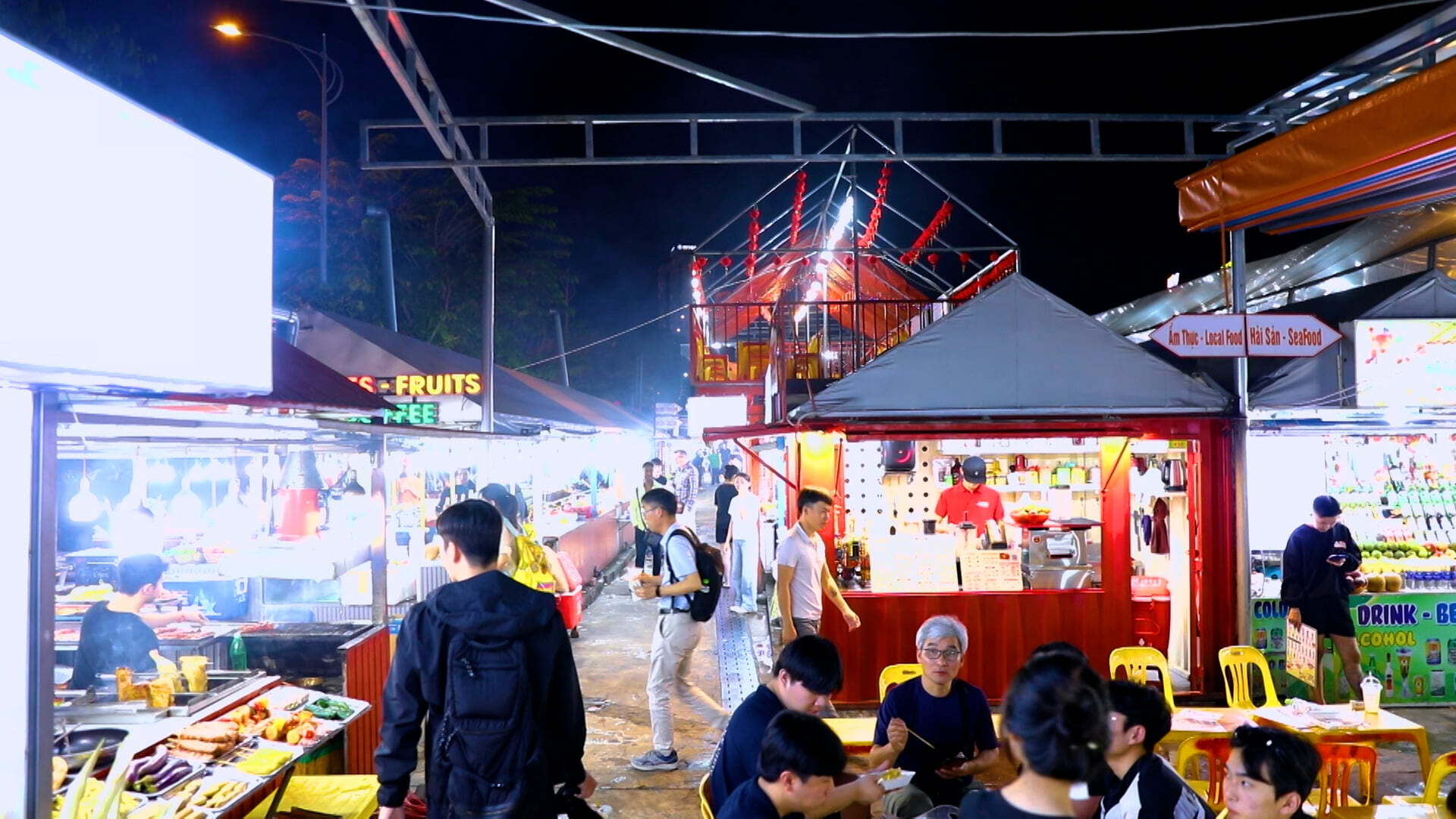 ナイトマーケット