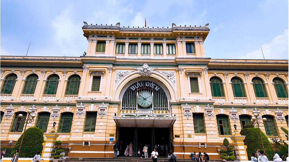 サイゴン中央郵便局