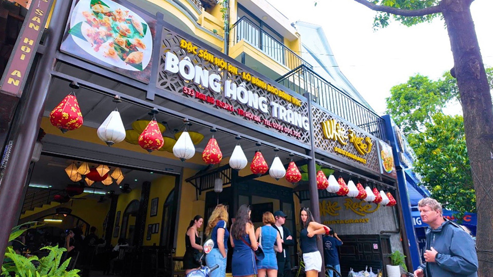 ホワイトローズ・レストラン